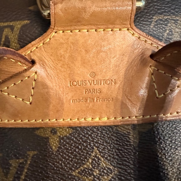 Louis Vuitton Montsouris Backpack - Picture 7 of 11